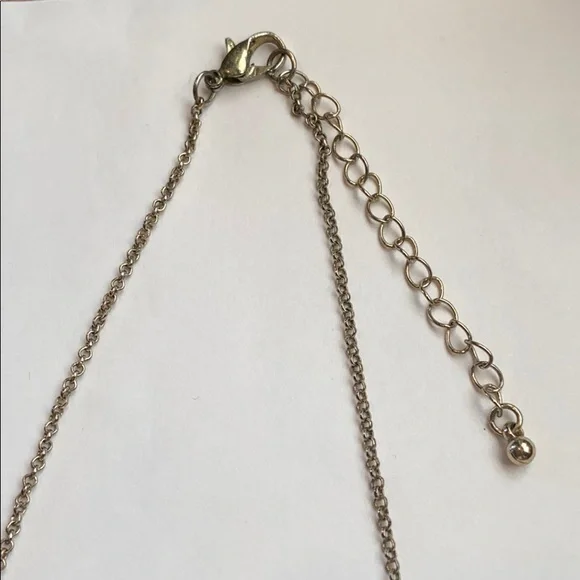 Green Necklace - Picture 3 of 4